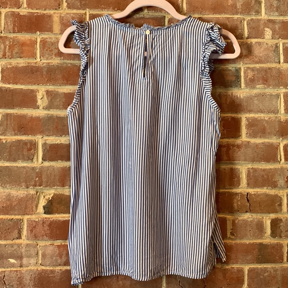 The Softest high neck ruffled sleeveless blouse with stripes and ruffles LOFT MP - Picture 2 of 7